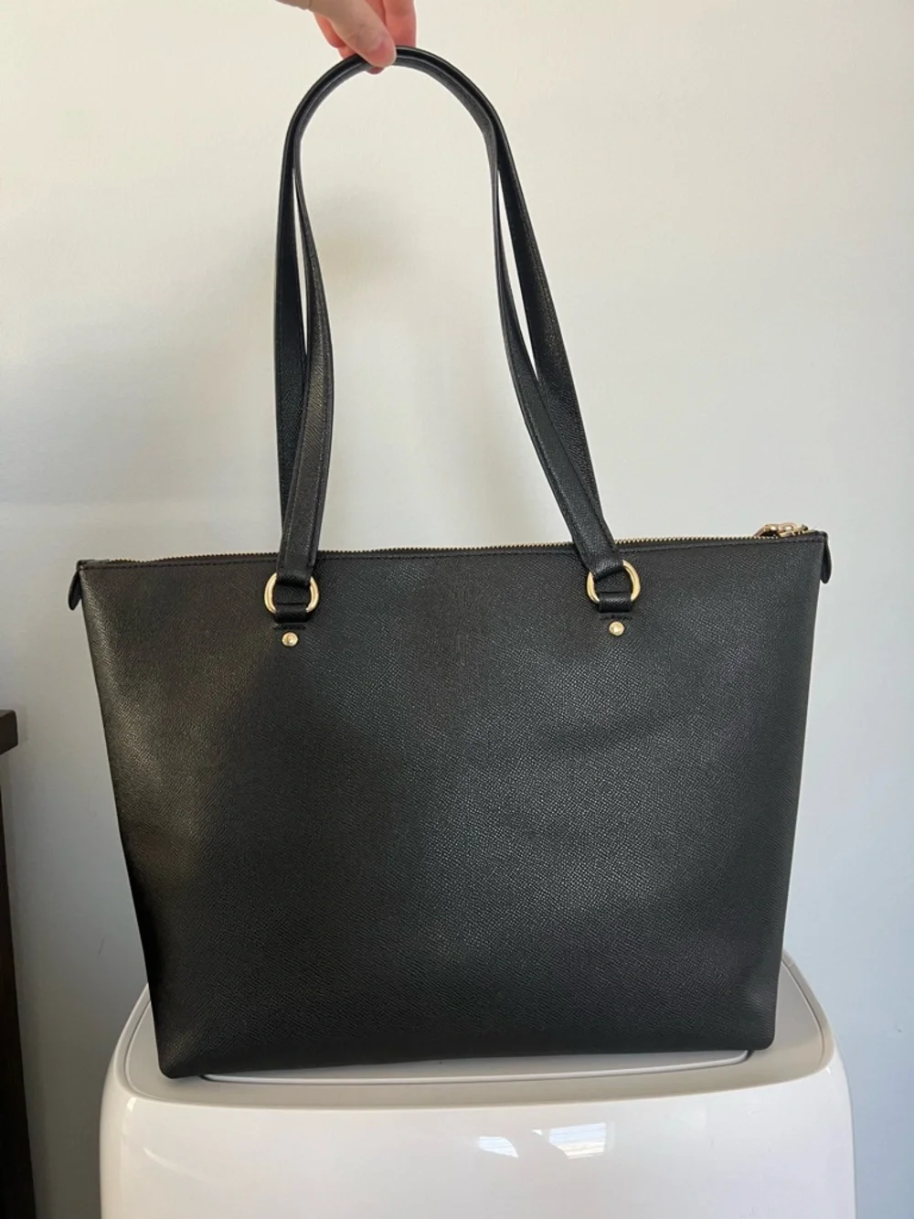 Coach Black Leather Zip-Front Tote with Gold Hardware - Picture 2 of 7